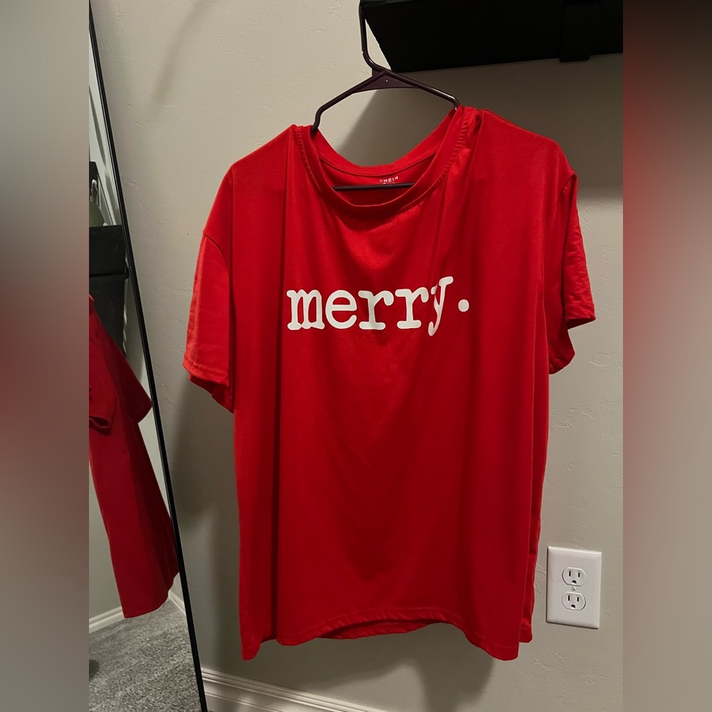 Red 'Merry' Graphic T-Shirt